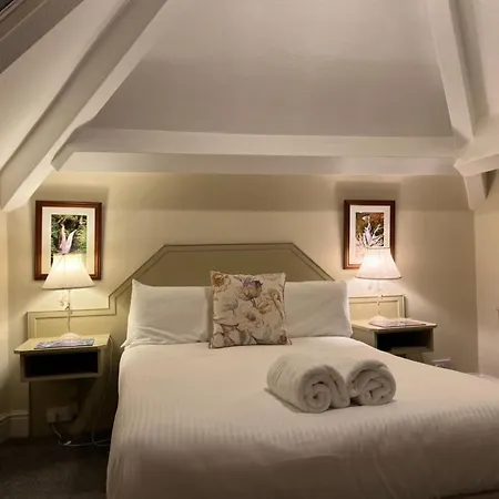Lynwood Guest house