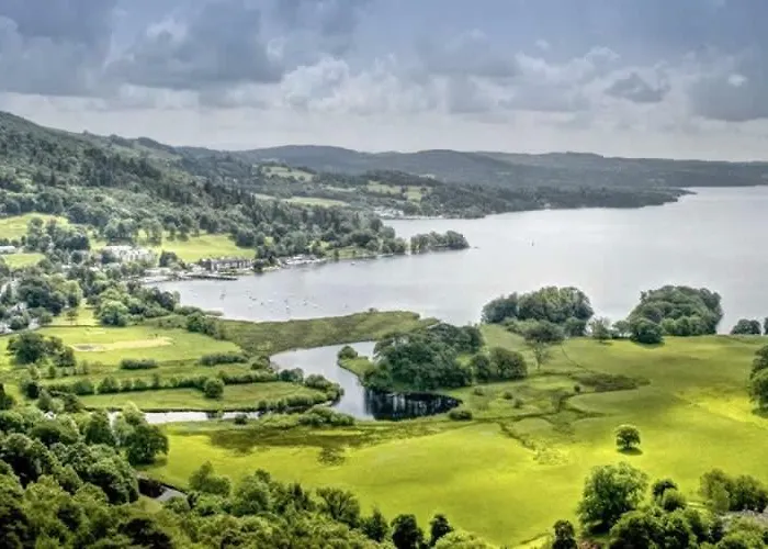 Lynwood * Windermere