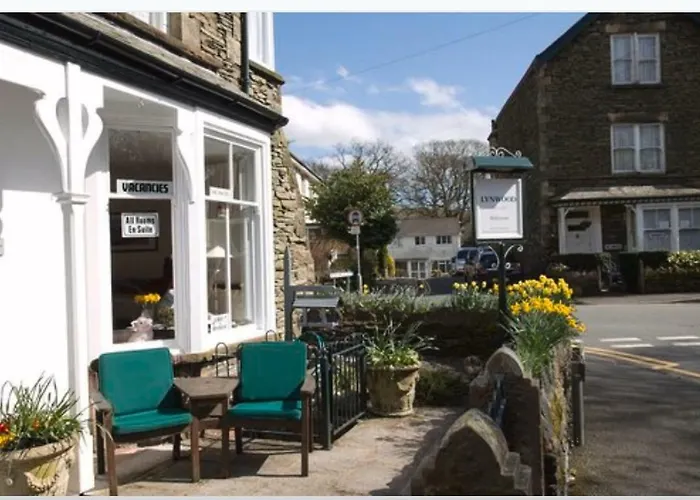 Lynwood * Windermere